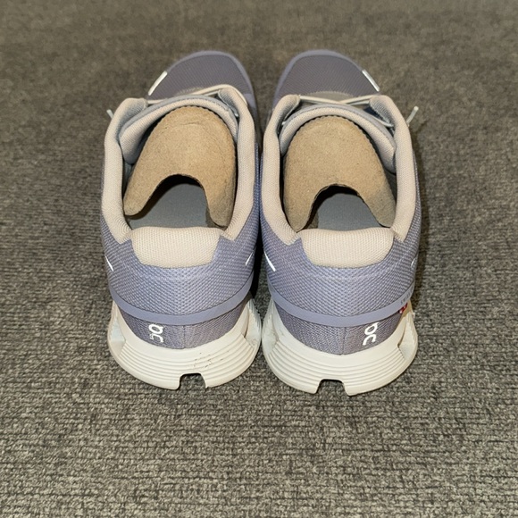 On Running Cloud 5 Shoes - Picture 4 of 7